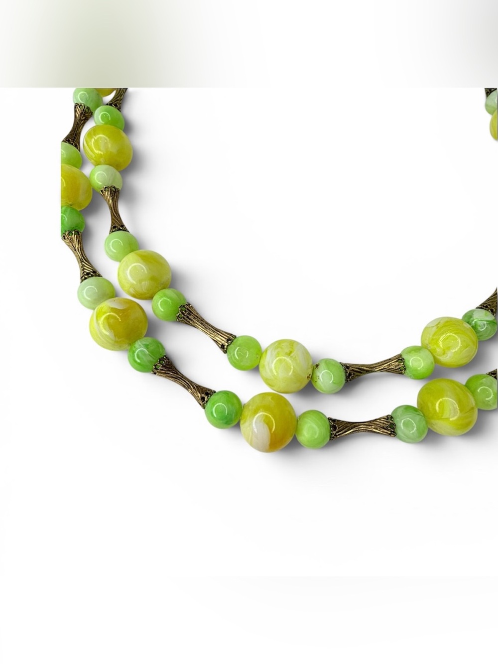 Vintage Coro 2-Strand Lucite Bead Necklace Yellow Green Marbled Gold Tone 18” - Picture 5 of 11